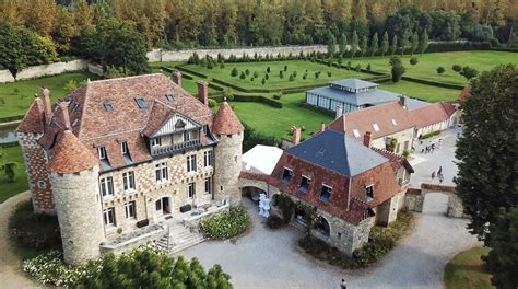 Visit Château de La Trye in Hermes 